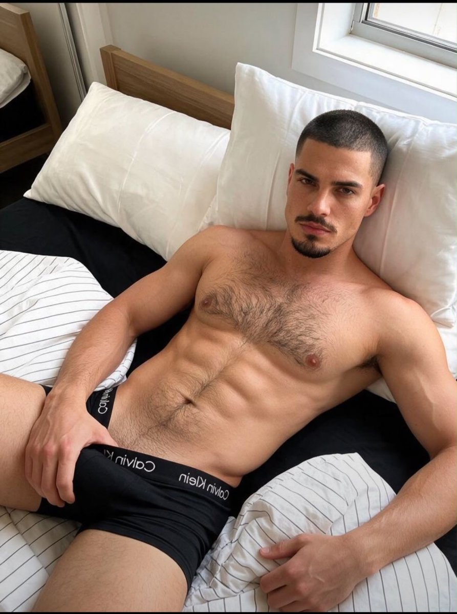 caique_marreta's tweet photo. Ficou bem putão?

#fy #fyp #viral #foryou #hotdady https://t.co/SgC9pkhoT6