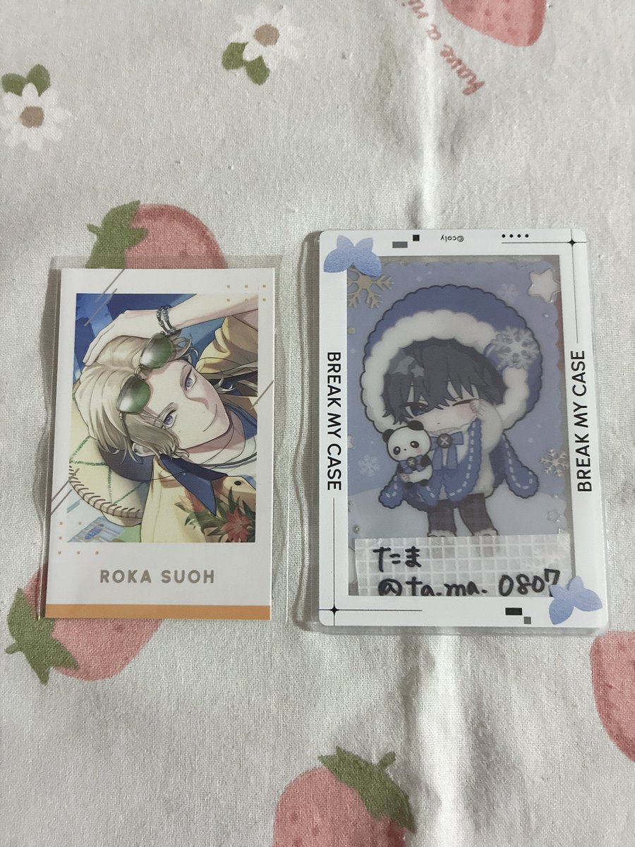 ta_ma_0807's tweet photo. 【交換 譲渡】ブレマイ SSR フォトカ 箔押し
クリカ

譲》画像参照

求》R→宇京👻　＞環野(ダイナー)
N→宇京👻
クリカ→宇京👻＞環野
定価＋送料

郵送希望

譲渡の場合
🟥は🟦から同数～半数程度お迎えをお願いいたします。

箔押しは缶バッジ宇京👻との交換🙆‍♀️

→ https://t.co/1VnZR5Maqk
