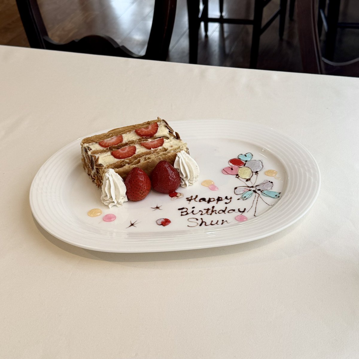 8cwbq's tweet photo. お誕生日おめでとうございます♥️ https://t.co/cPwwzDxqXV