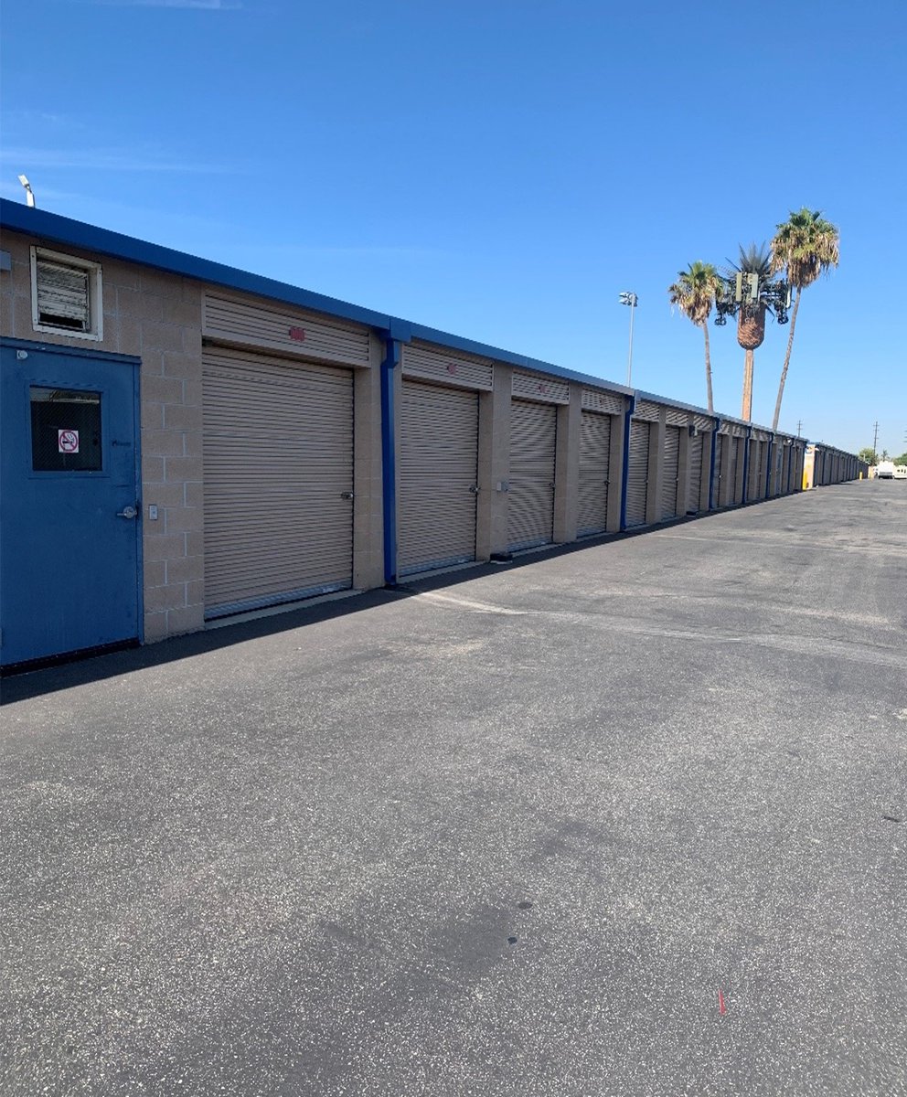 PouchStorage's tweet photo. ✨ A clean facility makes all the difference. At Pouch Self Storage, we take pride in maintaining spacious, well-kept properties that provide a welcoming and comfortable storage experience for every customer.
👉 https://t.co/rTbF5lIHLe https://t.co/BQWgaWPrrr
