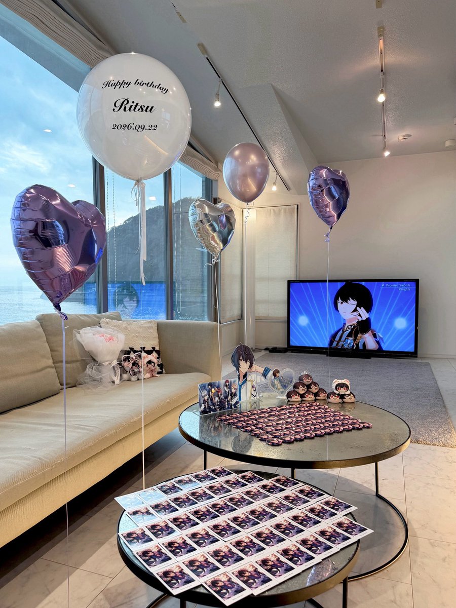 l0vexri2's tweet photo. · · ───── ·✧· ───── · ·

　   𝐻𝑎𝑝𝑝𝑦 𝑏𝑖𝑟𝑡ℎ𝑑𝑎𝑦  𝑅𝑖𝑡𝑠𝑢♡

#朔間凛月生誕祭
#朔間凛月生誕祭2026 https://t.co/E2yQdDXzLX