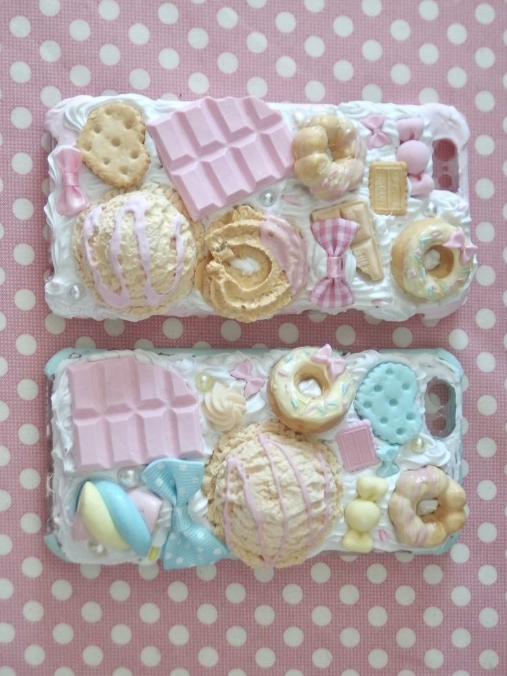 kttncakes's tweet photo. i want a new phone me thinks https://t.co/oEFiAdzPNb