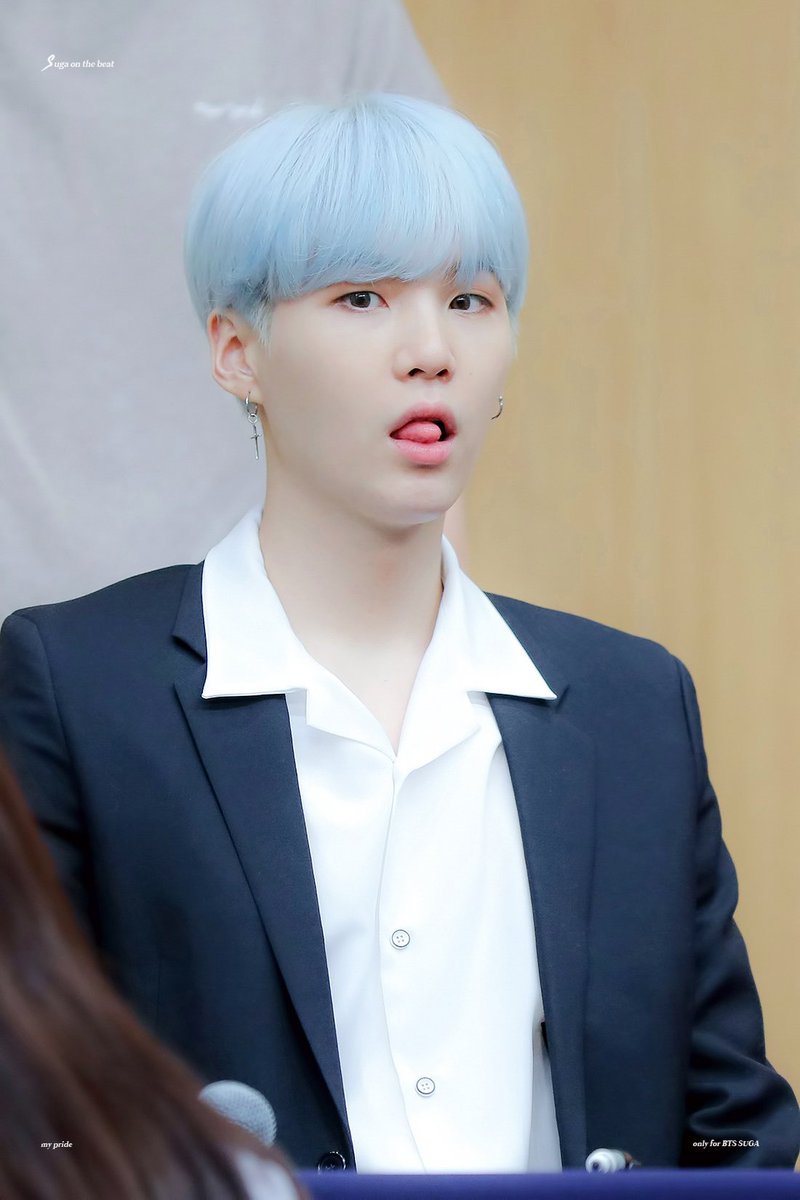 armygdala309's tweet photo. 170922 🩵

#SUGA #슈가 #AgustD https://t.co/Ipk4fm1MDZ