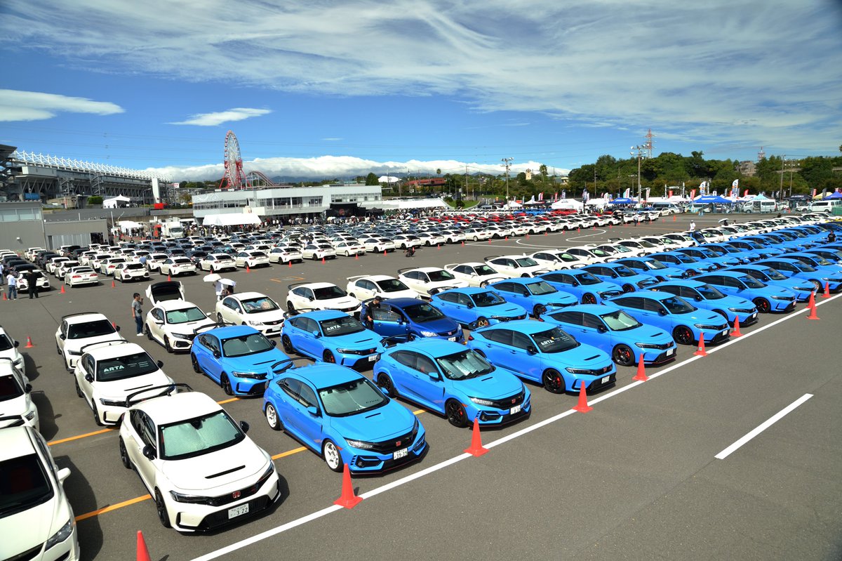 sho_maruphoto's tweet photo. #HondaAllTypeRWorldMeeting2026inSuzuka に参加された皆様お疲れ様でした✨
撮影での参加でしたが、参加車両それぞれの個性あるいじり方とても見ていて楽しかったです!
今回は貴重な経験•体験をさせていただいたAMEWheels様改めて心より感謝申し上げます!
#amewheels
#AME https://t.co/tO1RPoA9JK