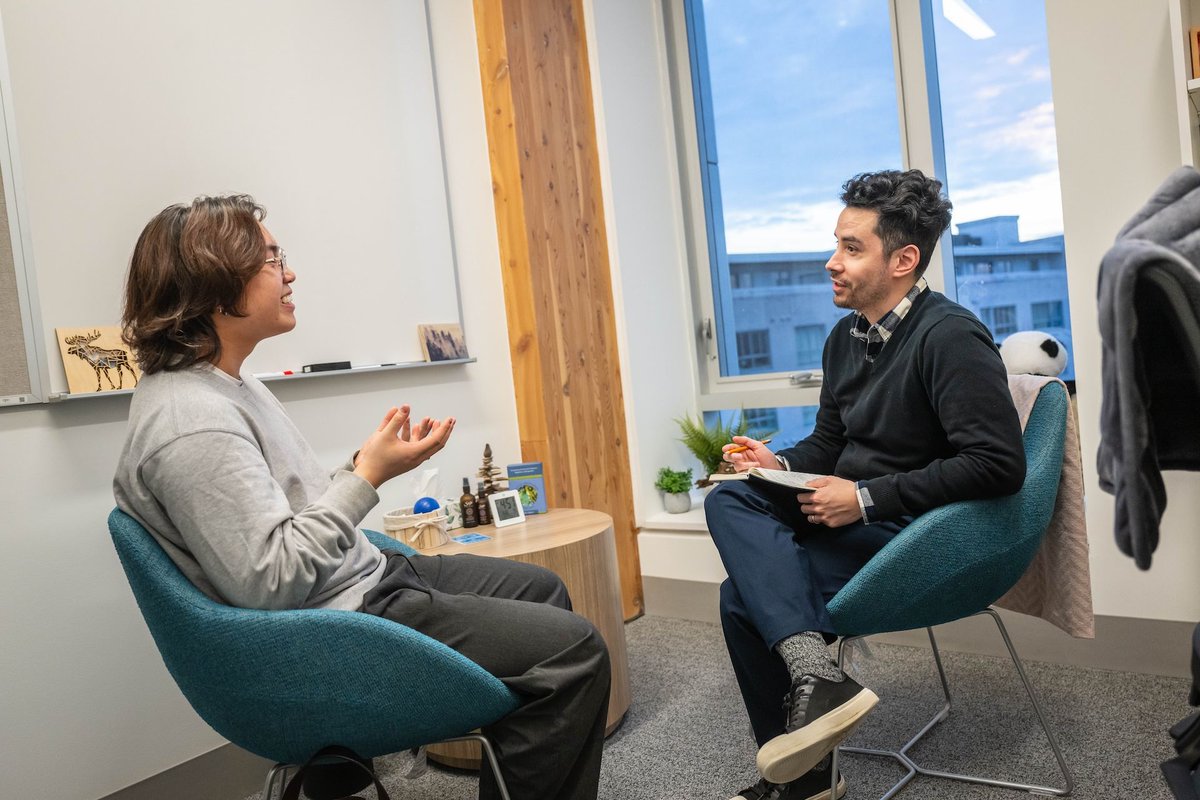 UBCNews's tweet photo. More than 57,000 student health and wellbeing appointments were booked at UBC last year.
 
Learn how UBC has expanded counselling, medical care and recreation resources to help students access support when they need it: https://t.co/DjAWFbig05 https://t.co/XQ9K6LrHuj