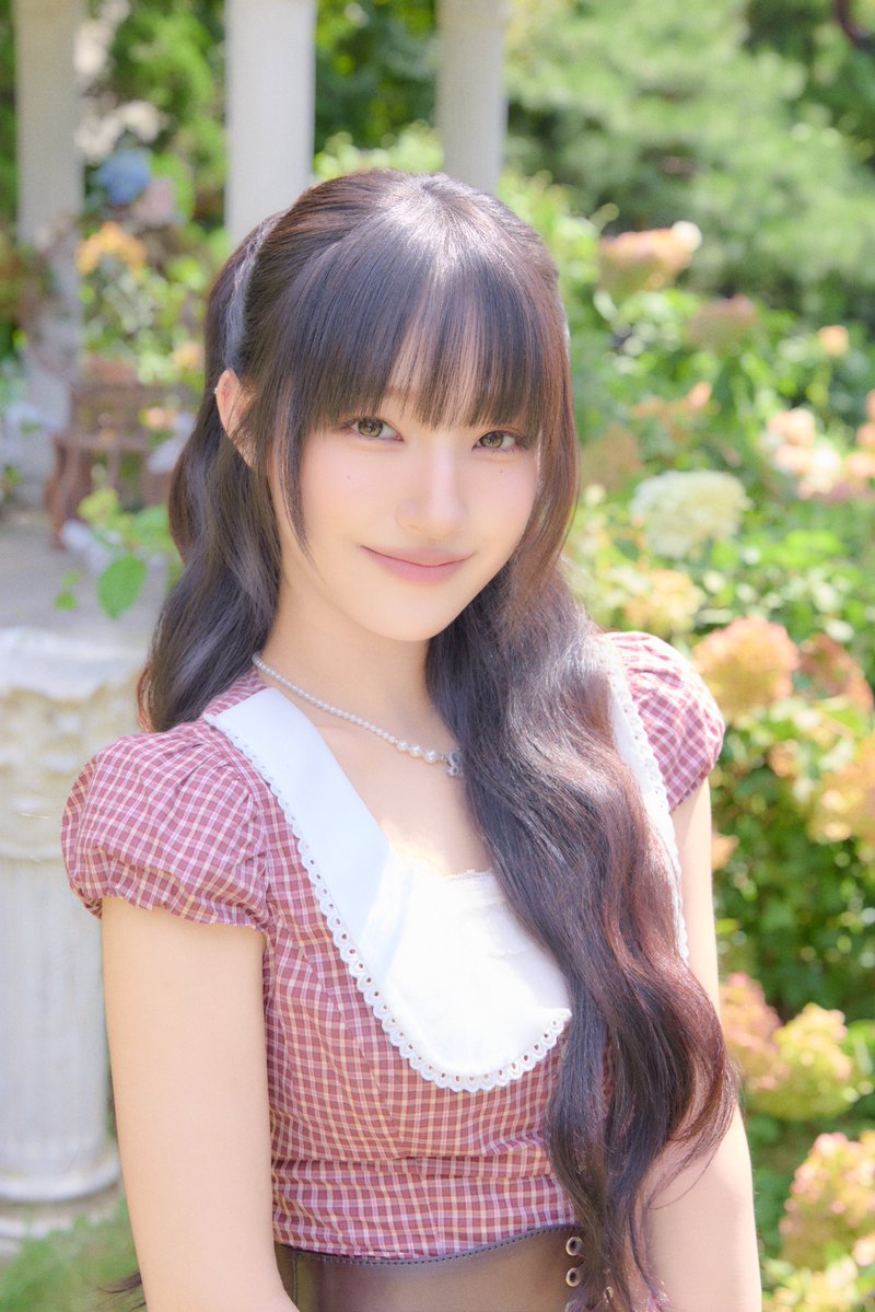 UNIS_offcl's tweet photo. UNIS Digital Single [Milky Way]
 
Concept Photo
#YUNHA #방윤하
 
2026.09.23. 6PM [KST]
 
#UNIS #유니스
#MilkyWay https://t.co/xh19IYHoFW