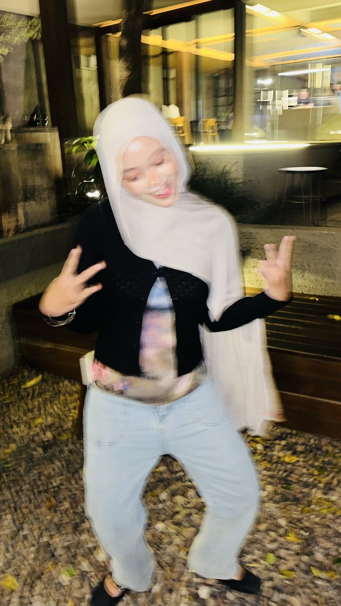 meidianara7's tweet photo. bru kali ini ngerasa ccok bgt pake viscose <3 https://t.co/M9cUbdPIGj