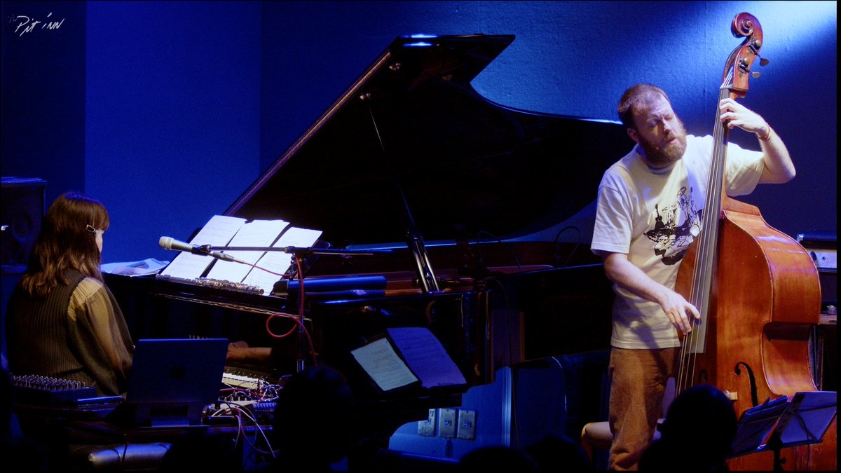 pit_inn_'s tweet photo. 日付変わりましたが
Marty Holoubek 3 Days 6 Concerts 2026
Marty Holoubek’s Trio III 終演しました！
アーカイブは一ヶ月間ご視聴頂けます。是非お楽しみ下さい！！

https://t.co/M4WBCCKiW0

#ピットインネットジャズ
#新宿ピットイン
#MartyHoloubek3Days6Concerts2026
#TrioIII https://t.co/QkQo7fdh2D