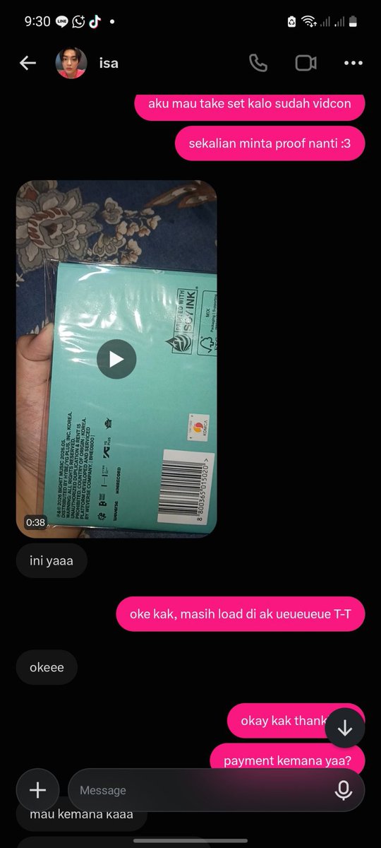 eomakaze's tweet photo. SCAMMER ALERT ‼️ @/isacentilz (disclaimer ini aku bantu temenku buat bikin threads jd maaf kalau ada bahasa yg kurang dipahami dan minta tolong buat berhati hati yaa kedepannya) 

jadi temenku ini lagi open sharingan album dan ketemu di x ada yang jual albumnya rd ina yaitu si isa ini, temenku udh tf dan dia udh kasih link co tp ternyata link co nya pakai toko orang lain 

temenku udh bayar fullpay pakai qris dia dan cmn co 99p aja 

setelah itu dia ga bales chat temenku lagi bahkan bubble diatas cmn di read aja

[screenshot 1]