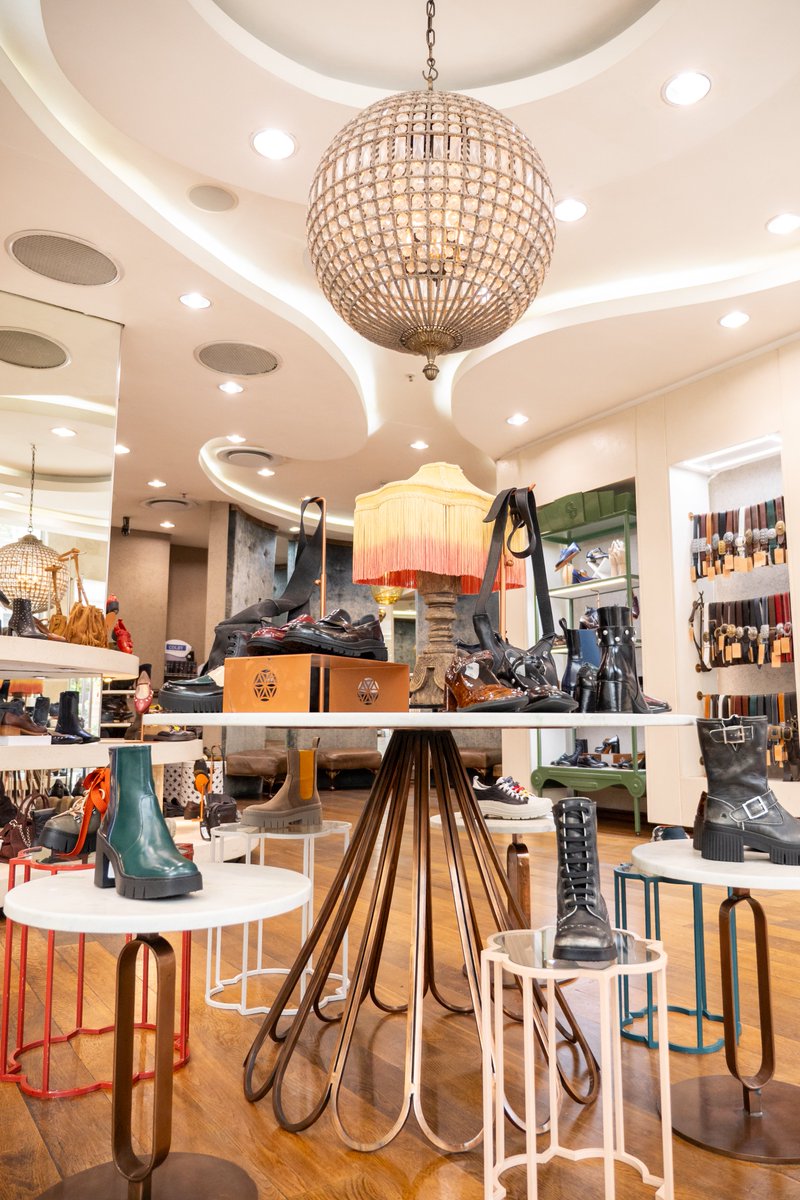 MelroseArch's tweet photo. At Freequency Footwear, every collection is carefully selected from premium European and Brazilian brands, bringing together comfort, quality and distinctive design under one roof.

For those who believe great style starts from the ground up.

Discover Freequency at Melrose Arch.

#OnlyAtMelroseArch #FreequencyFootwear