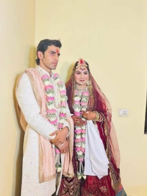 tx_shubh's tweet photo. Is This Real Guys ?
Might Delete Soon
#ScoutOP #BiggBoss20 #Gullu #BB20 https://t.co/6qfbcSYmcK
