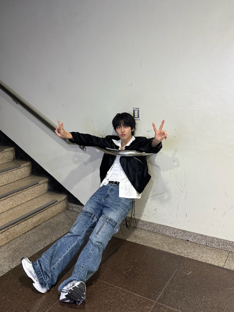 narinaiss's tweet photo. kk hongseok lucu amayyy🫠🫶🏻 https://t.co/SP4w1wHBVf