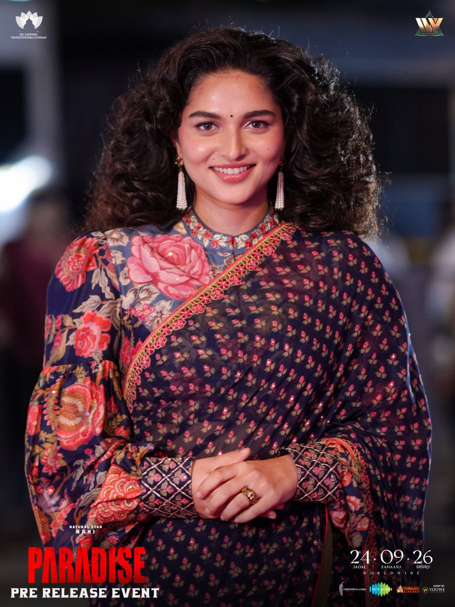 TheParadiseOffl's tweet photo. Beautiful @11Lohar strikes a stunning pose at the #TheParadise Grand Pre-Release Event! 🔥🎬

GRAND RELEASE WORLDWIDE ON 24⋆09⋆26 https://t.co/rgYZxtAm2t