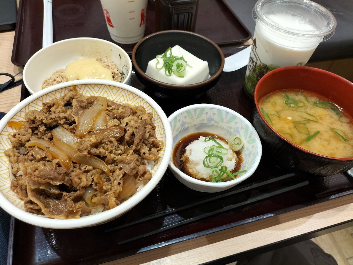 dora1574's tweet photo. ねてた https://t.co/kj6wiEWNsX