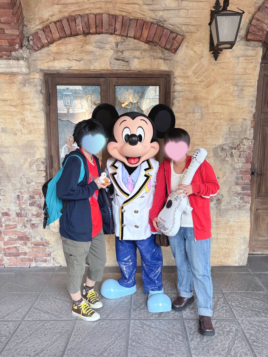 hyuga_42's tweet photo. いろんな子とグリできて嬉しかったしみんなかわいかったぁ〜🥹︎💕︎

#Dハロ仮装2026 https://t.co/Q9yQg6Ewtn