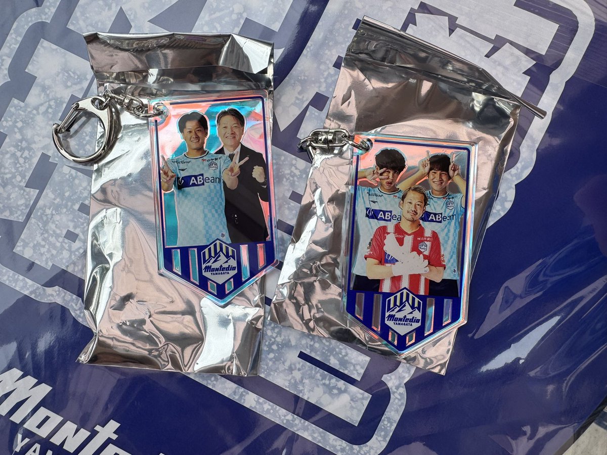 ChiiEmo2026's tweet photo. #モンテディオ山形
#montedio
交換　大抽選会
I賞　抽選会限定アクリルキーホルダー

譲★ 画像の2種類

求☆ 同賞：7・13・34
サコッシュ：7 > 15 > 30
フユフク(11/3に行けない為)
または 定価譲渡

観戦予定はbioに記載しています。

よろしくお願いいたします。 https://t.co/2SOmvwKImO