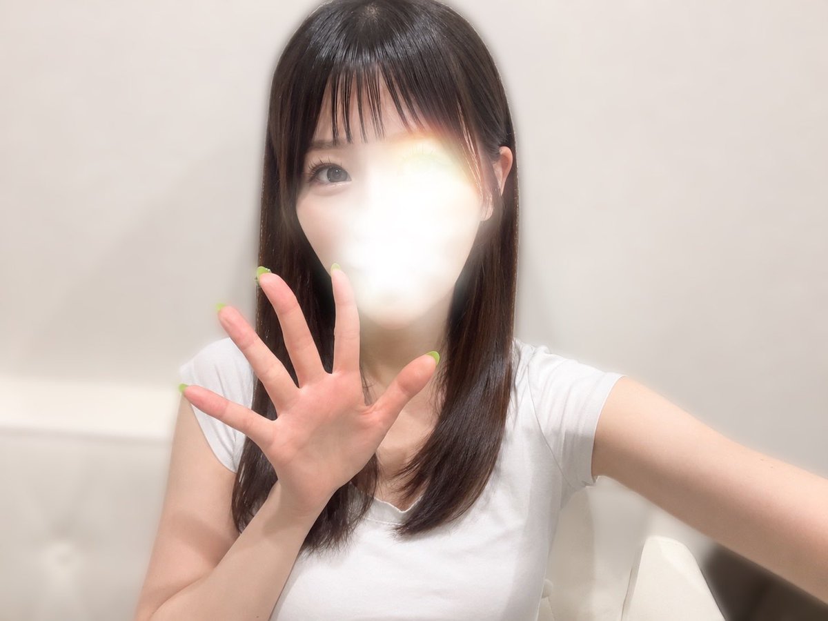 Sakura___room's tweet photo. 安定の雨女どころじゃない😹🌪️笑
新大久保で4:00までいます🌸
来る方は気をつけてお越しください🥺❣️ https://t.co/Z11ON38XHW