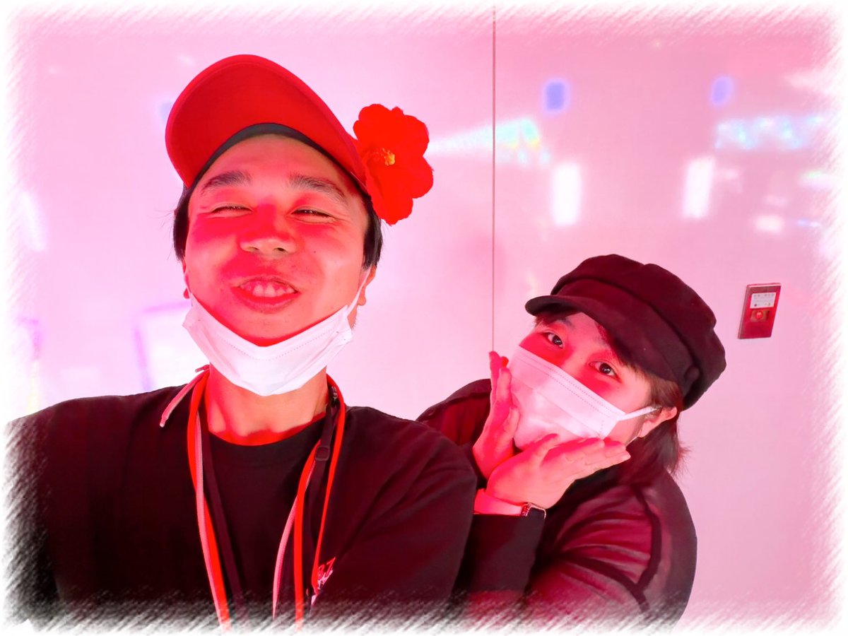 As__sps07's tweet photo. もり田さん来店 in栄🌺

久しぶりに会いに行って来た🫶会った瞬間すぐありがとう！って言ってくれる辺り好きすぎて🫶
久しぶりにたくさんお話してたくさん笑って楽しかった✨また会いに行こーー🙃
幸せありがとう🫰🏻

稼働はトントン。沖ドキ2回転で当たったの汁すぎた🌺🌺 https://t.co/4QO1QgBKQ8