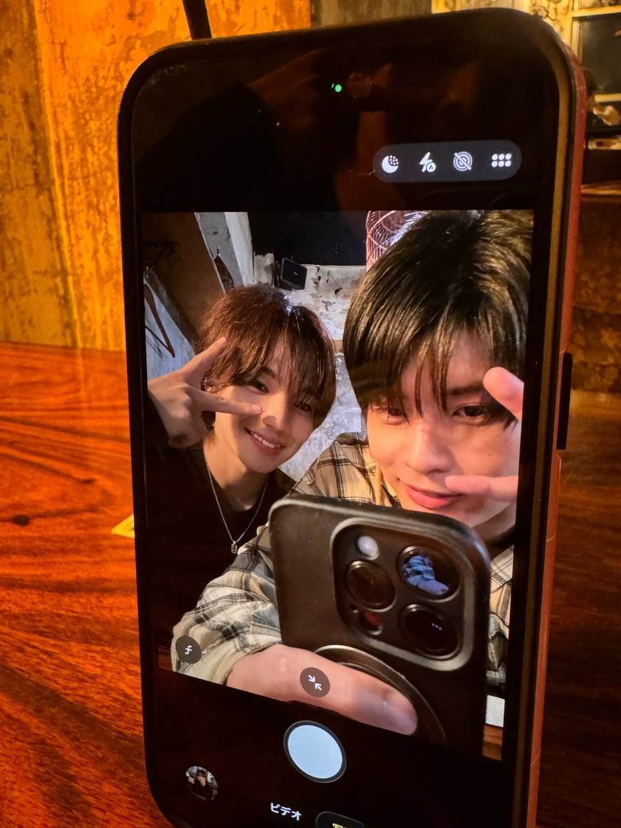 n12_27t's tweet photo. カフェの日もあるよ🍷💎
#ユアスカ #まこたす https://t.co/t0M6RRbDTW