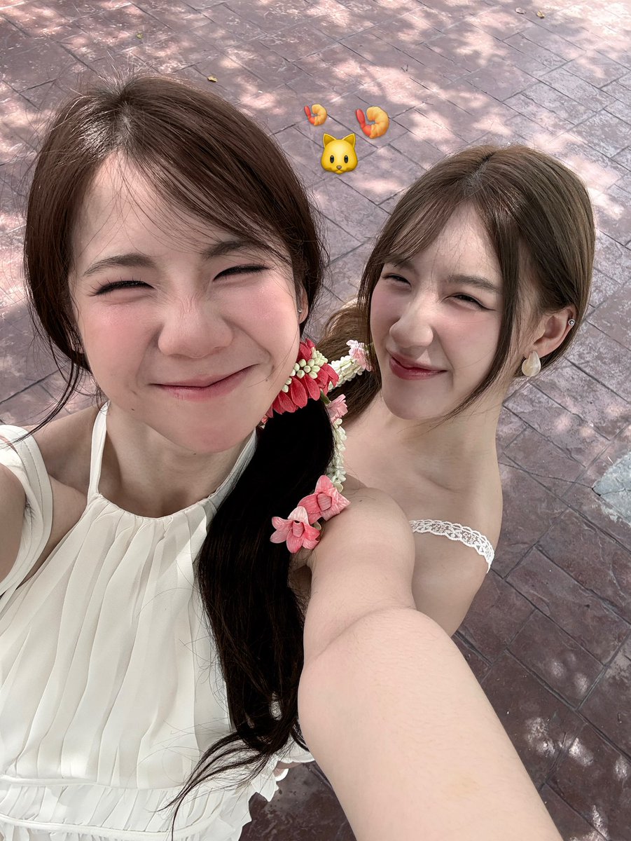 fpointfe's tweet photo. เห้ย. ไปด้วยกันหรอ. จริงปะ. ตกใจอะ. https://t.co/SGYzSyIHfU