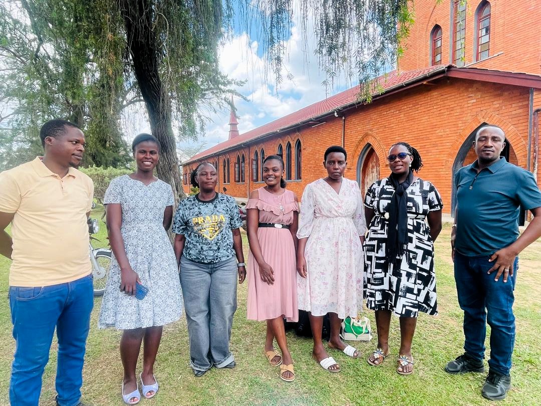 kofihuganda's tweet photo. KOFIH continues to support the Cancer Project Endline Evaluation, with community surveys at Nyamityobora Church and St. James Cathedral, Ruharo, alongside focus group discussions with men and women. Activities were successfully completed as planned. #CancerCare #MoH
@nasherifah https://t.co/yP2Gy6xzLf
