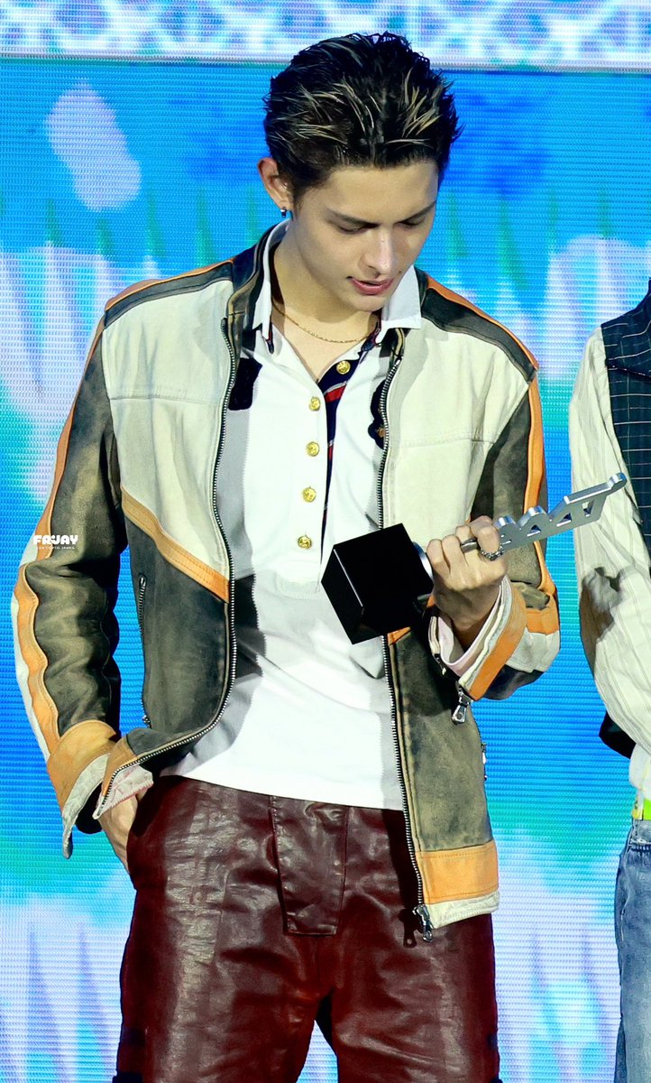 _jjaonfriday's tweet photo. 260919

#JAMES #제임스
#CORTIS #코르티스 https://t.co/M8JtqY6AAi