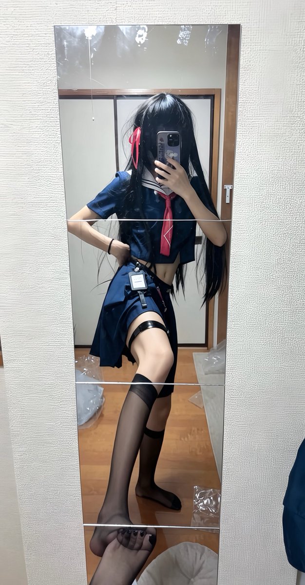 coffee1v's tweet photo. 千咲的大嫂脚吃不吃
#鸣潮 #千咲 #足控 https://t.co/UACHpZUoiF