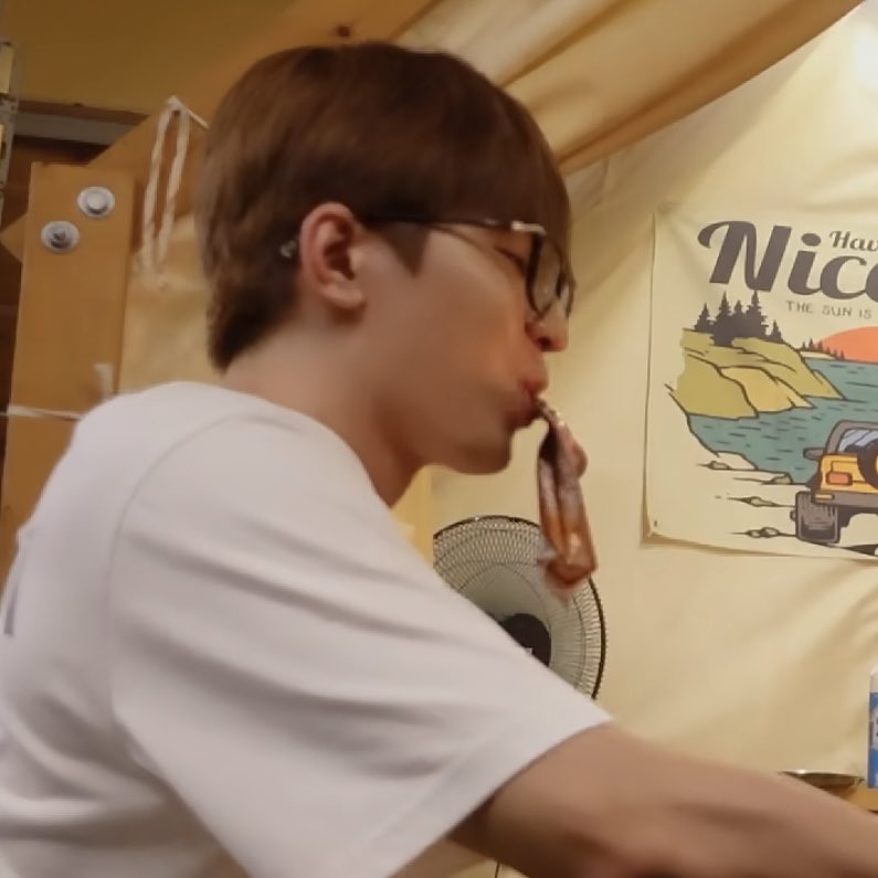 anx__2's tweet photo. この日ウォヌのくちばし絶好調でかわいい https://t.co/YAlVoJw6Ag