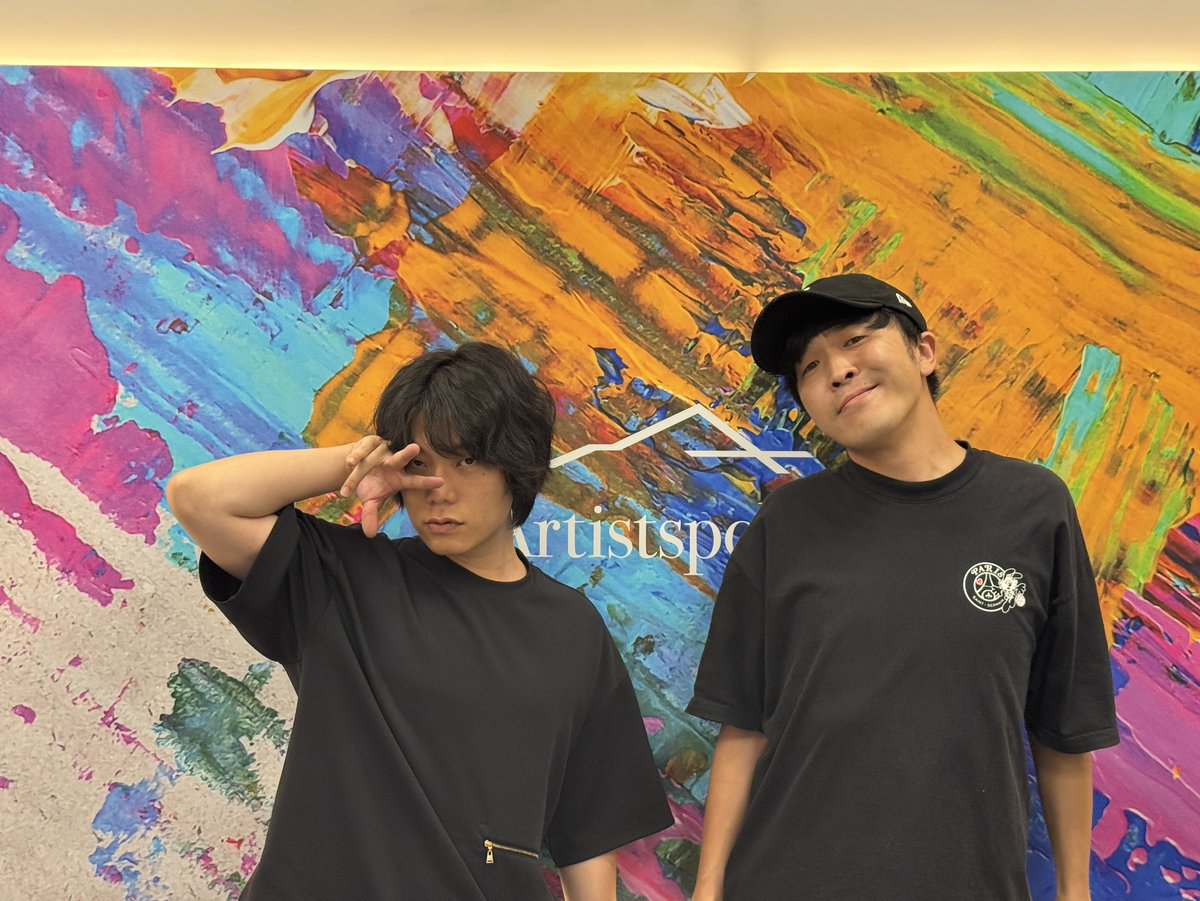 as_UBUGOE's tweet photo. 🎧══════
𖤐 #9番街レトロ のUBUGOE 𖤐
══════🎧

▼配信はこちらから
📻DAMチャンネルをご覧の皆さん
🔗https://t.co/WqXj83U3Jr

ご感想は  #9番街のUBUGOE で📮

 @kazato_kyogoku @24shunta 
#UBUGOE #Artistspoken #アースポ https://t.co/PfAofhew2v