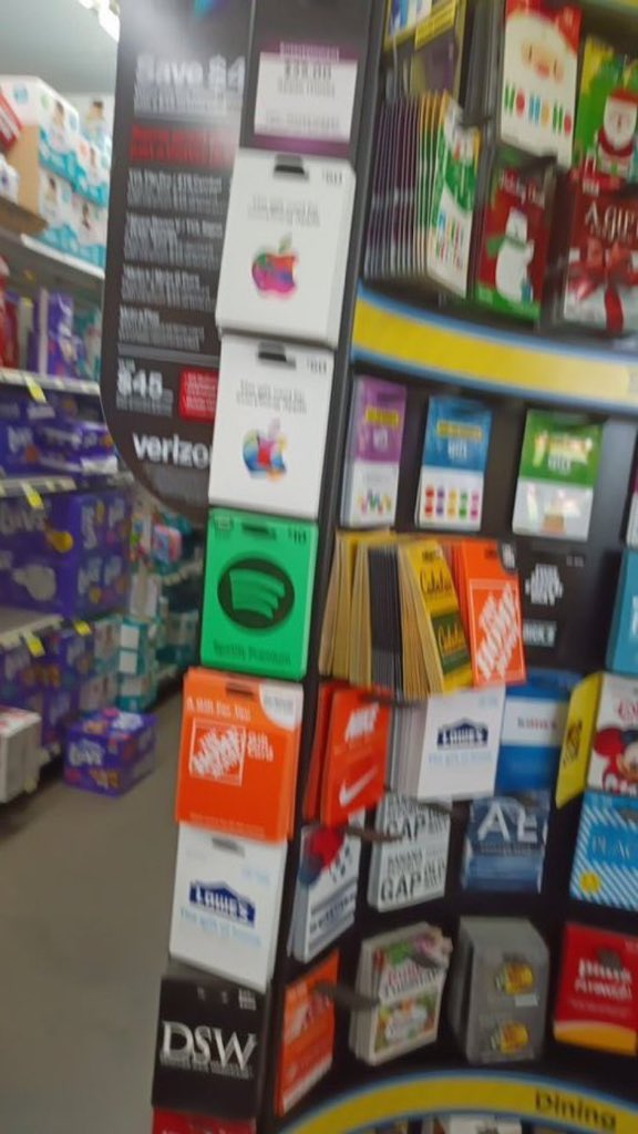 MartinC144's tweet photo. I'm at the store baby https://t.co/tNksoge5vl