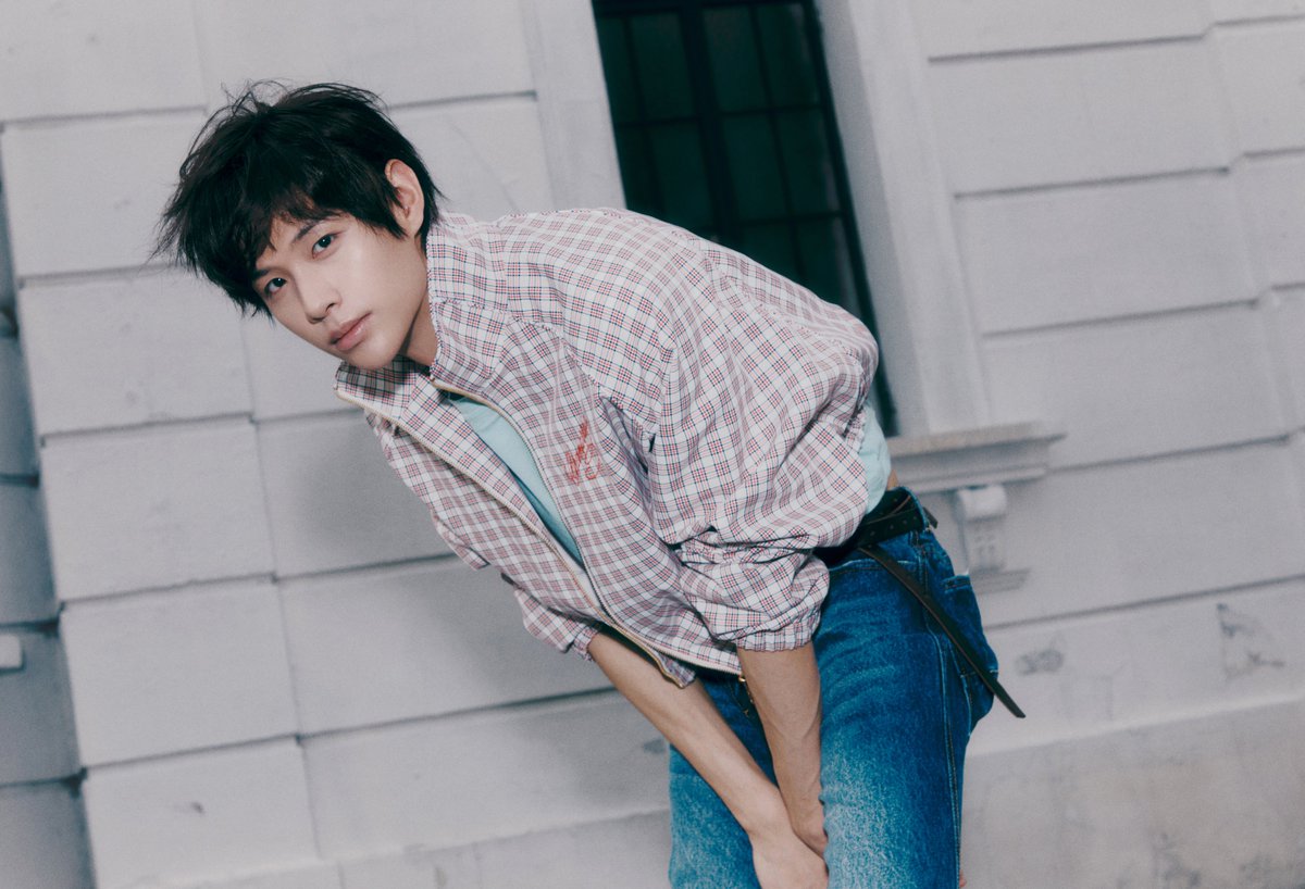 closeyoureyes_7's tweet photo. CLOSE YOUR EYES 
The 4th Mini Album 【256th Note】

Concept Photo #𝟦

#KIMSUNGMIN #김성민

Album Release
🎼 2026.09.30 6PM (KST)

Pre-save ➫ https://t.co/ls73OFn6CU

#CLOSEYOUREYES #클로즈유어아이즈
#CYE #클유아
#256thNote https://t.co/UoMfKEwkVY