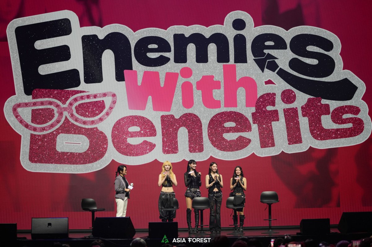 CiizeDaisy's tweet photo. [Ciize Update] Post IG 210926

Enemies With Benefits 1st Fan meeting in Taipei
💘 From Enemies to Memories 💘

IG : asia.forest_
🔗 https://t.co/6rQgMsc2PB

#EnemiesWithBenefits1stFanmeetinginTaipei 
#ciizezphr #MyFanze 
#KapookCiize #กระปุกไซซี https://t.co/gSZL8Z1mjU
