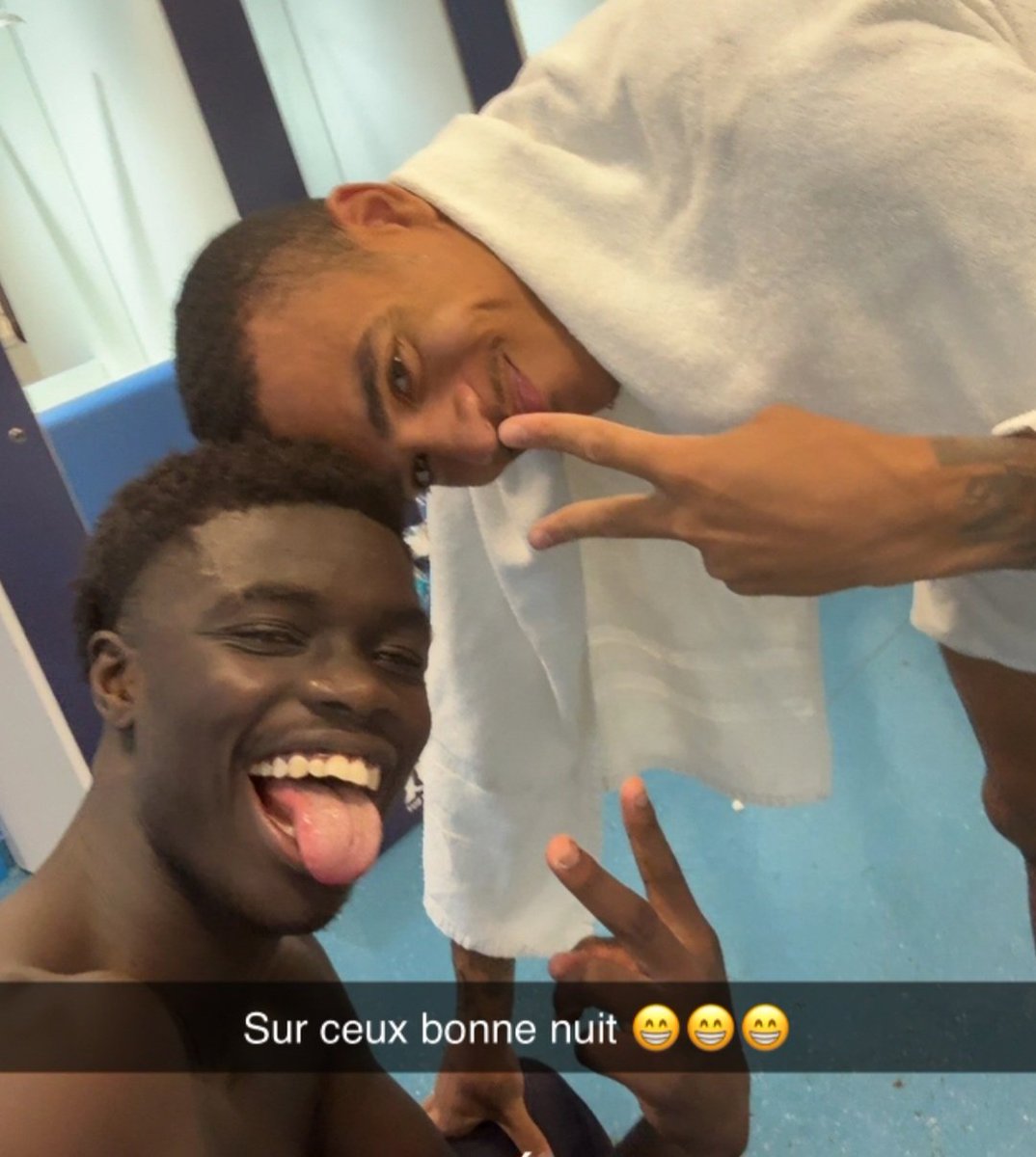 enzo_6_0's tweet photo. Avec ces deux la hier t'aurais gagner vu le match... https://t.co/PEoQuPASqQ