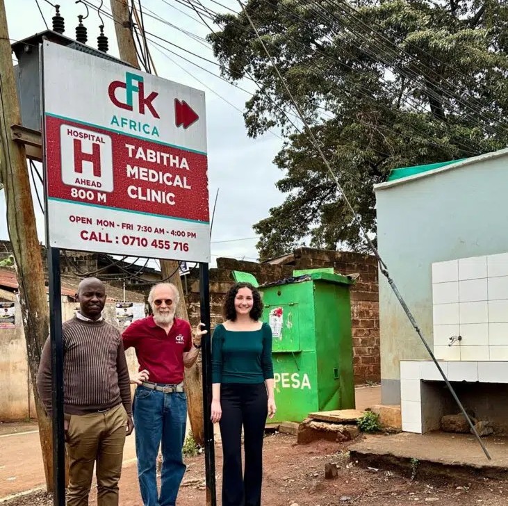 cfkafrica's tweet photo. Her clinic once fit inside a 10x10 room in #Kibera. Today, #TabithaFesto’s vision reaches thousands each year
🩺 35,000+ patients at TMC
👼 500+ babies at TMH
👨‍👩‍👧 7,500+ youth through YFS
After 25 years, the principle stays: care should be close, affordable &amp; available. #CFKAfrica https://t.co/F29bjQqbvw