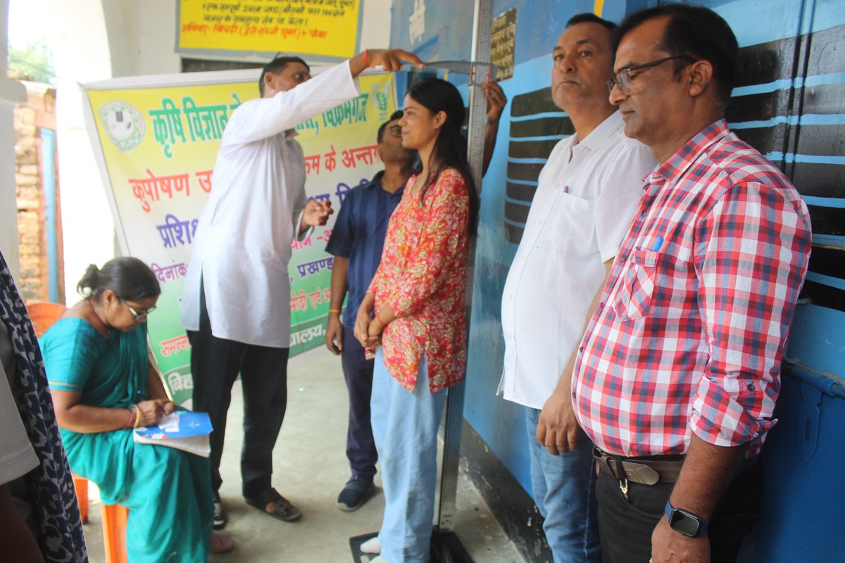 rohtaskvk's tweet photo. Health Check up camp organzed in village- Bisania bal in association with Primary Health Centre, Dawath and Bikramganj https://t.co/yACk78NCyq