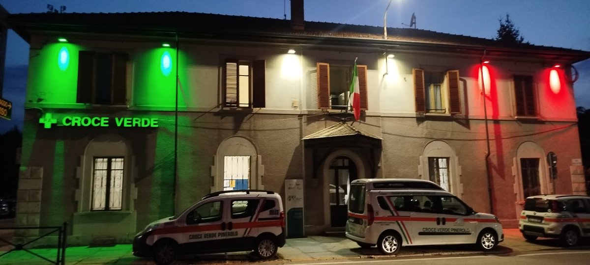 AnpasPiemonte's tweet photo. #Anpas #CroceVerdePinerolo in campo per il 28° Raduno del Primo Raggruppamento #ANA. Tre giorni di #assistenzasanitaria per il grande evento che ha portato in città oltre 15.000 penne nere. 
https://t.co/48u7RWjfZ6 https://t.co/dreph3S8Ha