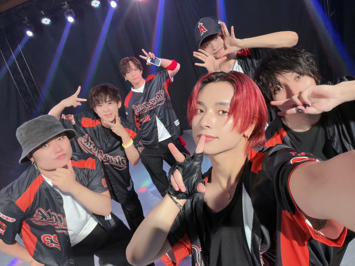 Masato_Kt's tweet photo. うおおお！！コラボ踊ってみたあがったよ✨

ど〜ぱみん様の「SWAG」を踊らせていただきました！！！たくさんみたって〜🔥
https://t.co/dUoKZcodPi
Jさんと2人で踊ってるシーン、緊張してますww https://t.co/jdhVn6XmJJ