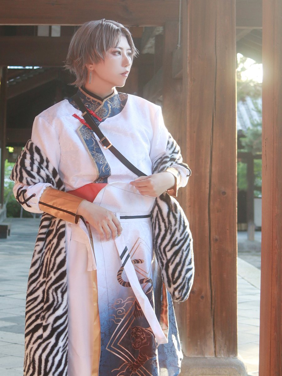 chorus999c's tweet photo. 【cosplay コスプレ】
🌈🕒 / 🏢
四神

遠き山に 日は落ちて

#萬福寺 #鴨コス https://t.co/hGB4BsPbYO