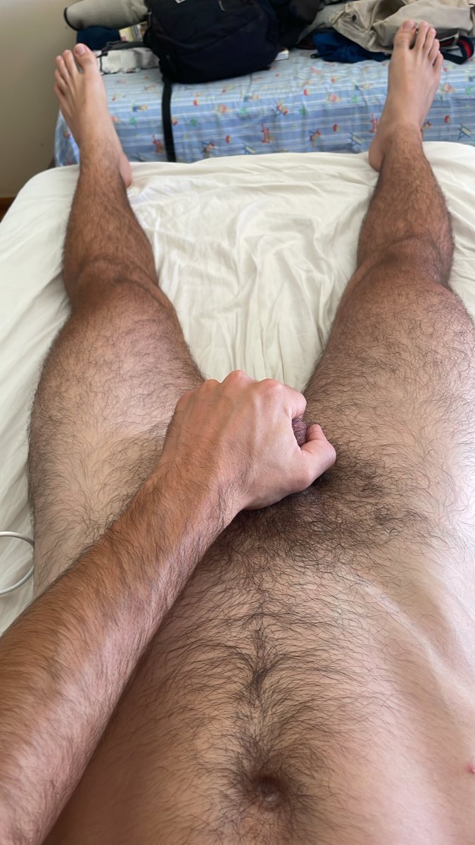 MikelHot112's tweet photo. Os gustan mis piernitas? https://t.co/e5Wu5tvyAE