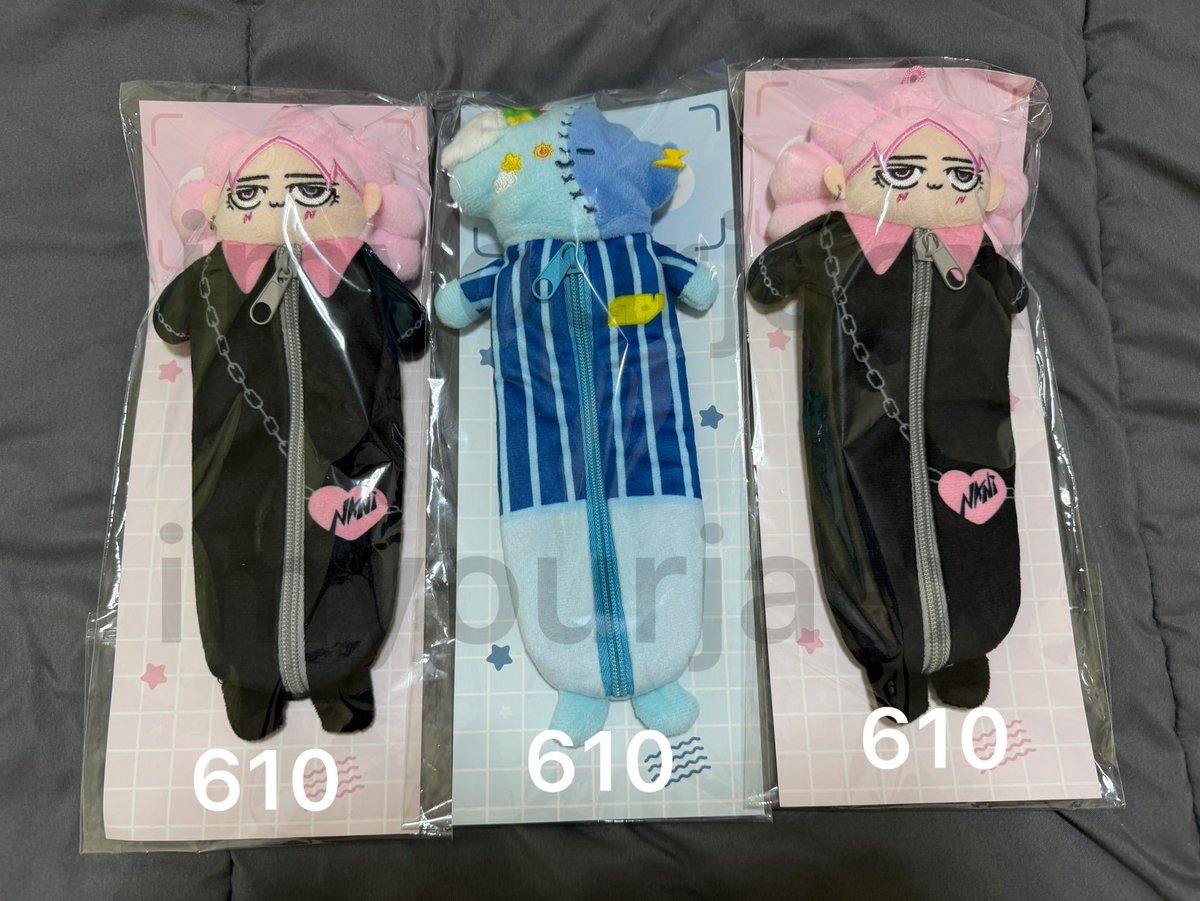 imyourjaex's tweet photo. (wts) สไมล์ นีออนน่า 🩵🩷
smyle/neona plush pencil case - 610

📦 ส่งฟรี ✅
❕มีการ์ด random แถมให้ด้วยคับ ✅

#งานมหกรรมนิยายนานาชาติ2026xgmmtv #ตลาดนัดgmmtv #ตลาดนัดสกายนานิ https://t.co/n4Vv3voQB7