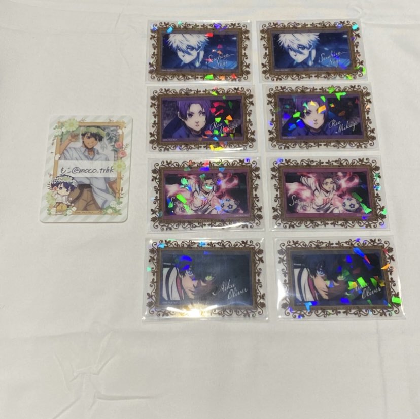 moco_trhk's tweet photo. 〖 交換 〗 ブルーロック ブルロ BloomLock Picharm ピクチャーム ホロ

譲┊画像1枚目

求┊画像2枚目 潔（各1）

☁️郵送での交換
☁️初回様、固定ﾂｲ必読
☁️ 求┊が全て決まりましたら〆ます

検索からもお気軽にお声掛けください🙇‍♀️ https://t.co/wkAyyK5hDo