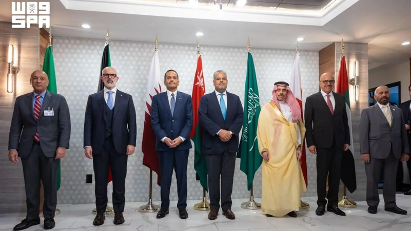 i_JoLc's tweet photo. في ظل التحديات السياسية والأمنية المتزايدة، يكتسب تنسيق المواقف الخليجية أهمية أكبر.

اجتماع وزراء خارجية دول مجلس التعاون في نيويورك يعكس أهمية العمل الخليجي المشترك؛ فكلما تقاربت المواقف، تعزز حضور دول الخليج وتأثيرها إقليميًا ودوليًا.

#مجلس_التعاون #السعودية https://t.co/5NApSMmrHI