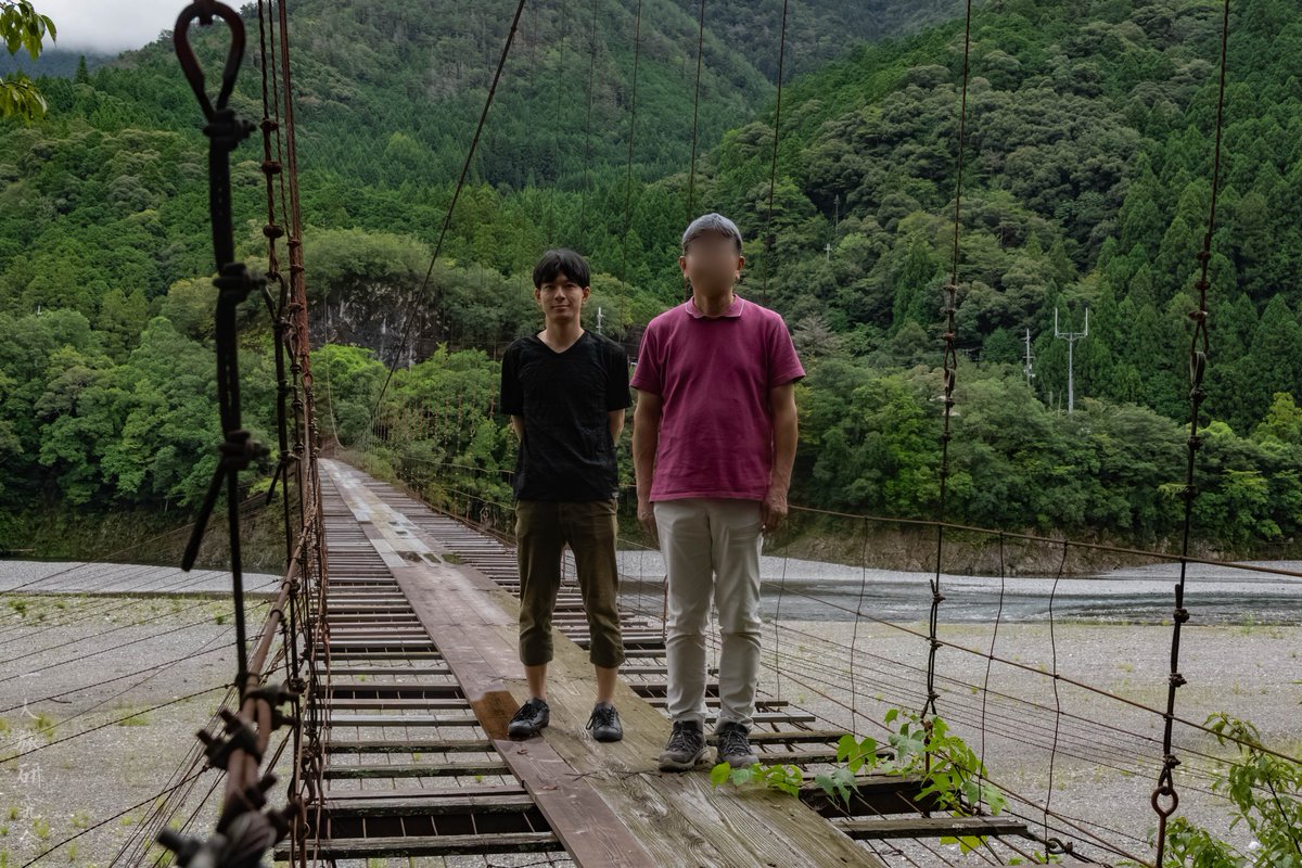 hitoritabiken's tweet photo. この3年で、父親と秋田、島根、鳥取、山口、高知、宮崎を巡った。

そして今回和歌山へ行った。これで父の「47都道府県全てに泊まる」が達成された。

どうだ、和歌山感じたか？って聞いたら、「んだね」って言ってた。めでたしめでたし（╹꒳╹๑） https://t.co/kwouk9FROS