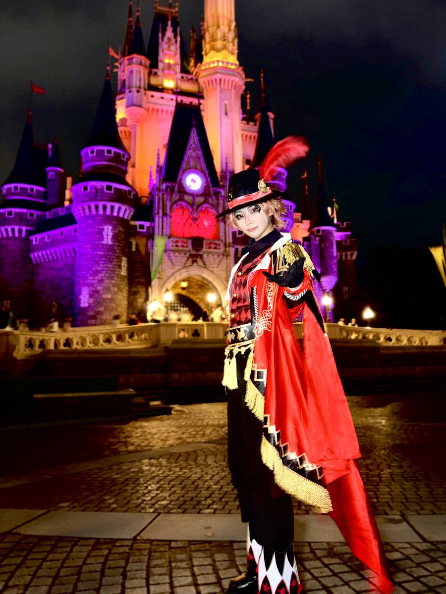 mina_se_54's tweet photo. 『さぁ、お手をどうぞ？』

#Dハロ仮装2026 
#Dハロツイステ https://t.co/izBkSgxe4b
