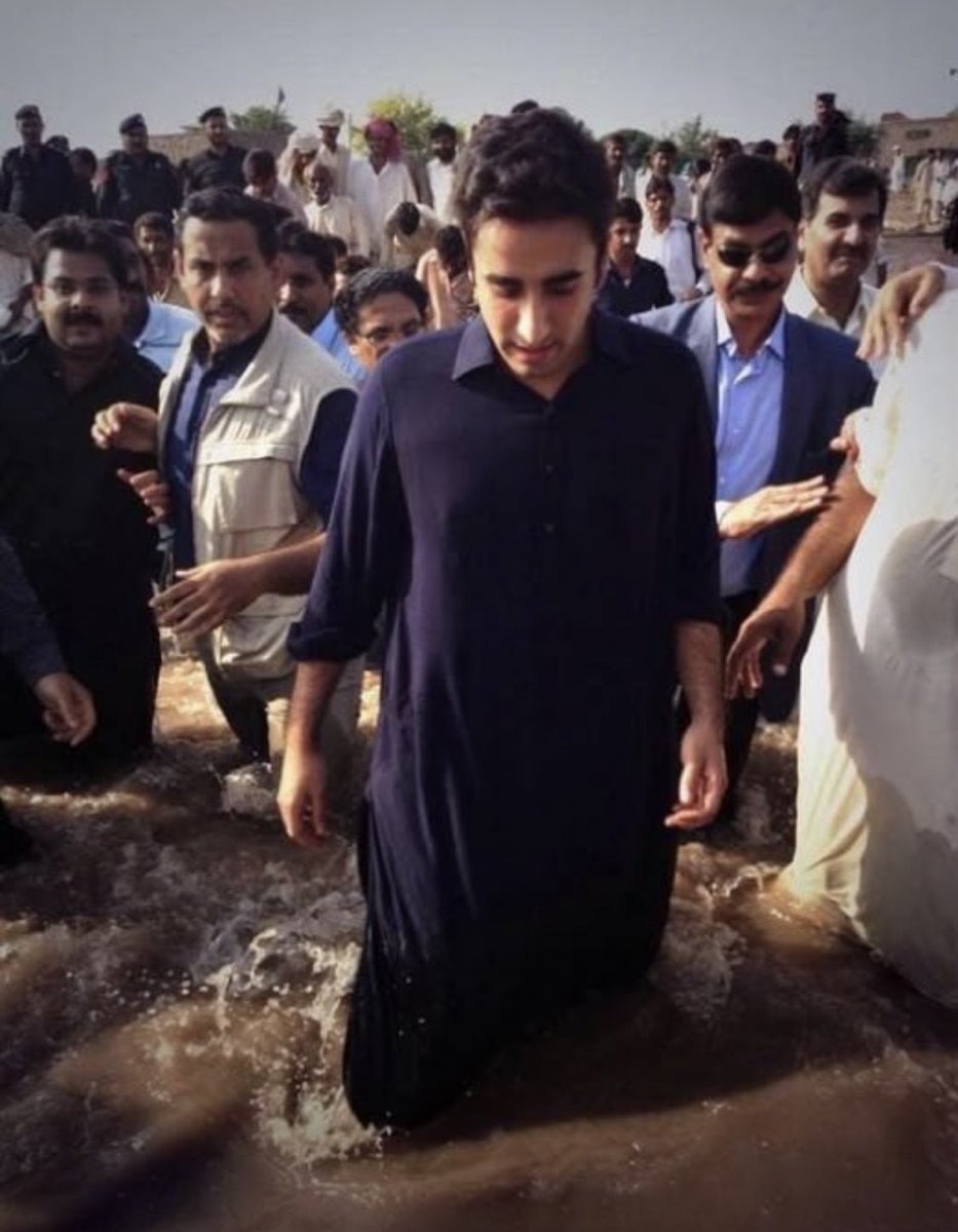 RizwanMuraad's tweet photo. ایک نوجوان لڑکا جو پاکستان کے پورے سسٹم پر بھاری ہے ❤️

#HBDBilawalBhuttoZardari https://t.co/GIyUggdVYX
