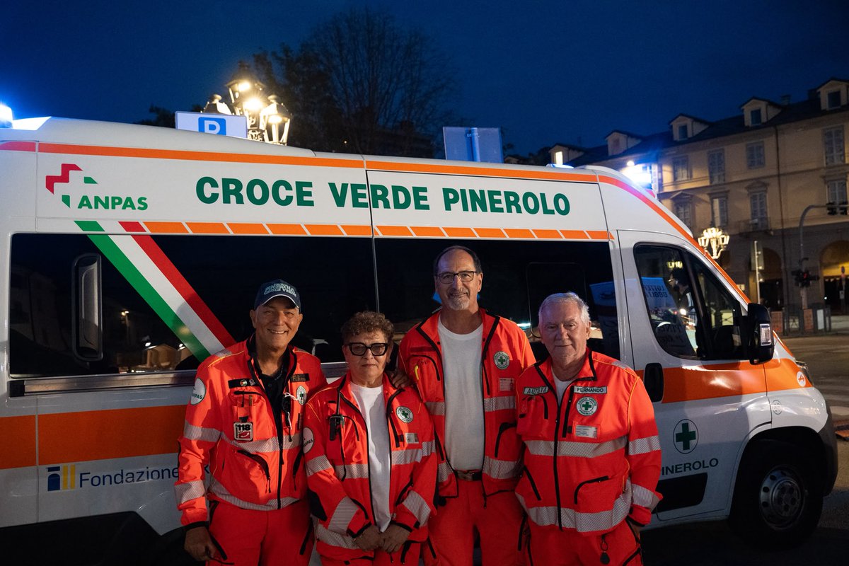 AnpasPiemonte's tweet photo. #Anpas #CroceVerdePinerolo in campo per il 28° Raduno del Primo Raggruppamento #ANA. Tre giorni di #assistenzasanitaria per il grande evento che ha portato in città oltre 15.000 penne nere. 
https://t.co/48u7RWjfZ6 https://t.co/dreph3S8Ha