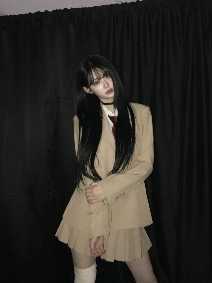 triplescosmos's tweet photo. ⭐🔫

#tripleS #트리플에스
#YuBin #유빈 https://t.co/PPmFOMxubx