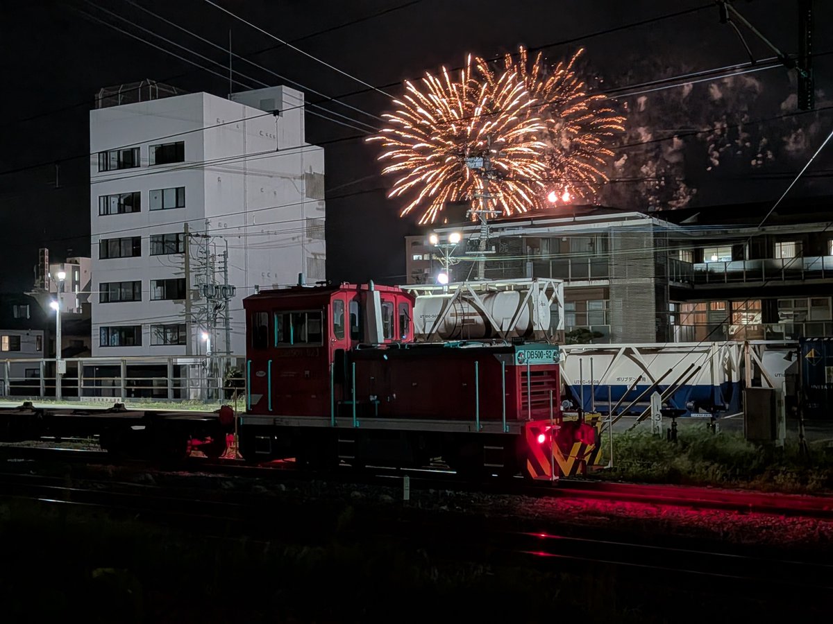 lega2200's tweet photo. 昨夜の今頃。 https://t.co/DzXG45zbCA