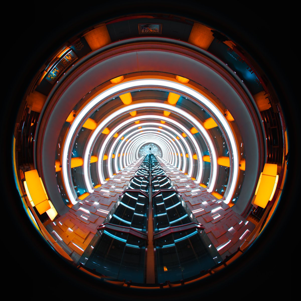 AstrHori's tweet photo. Ordinary buildings. A completely different view. 🏙️👀
The AstrHori 6mm F2.8 Circular Fisheye adds a little more fun to everyday architecture. 📸

#astrhori https://t.co/IrmyAR1KtO