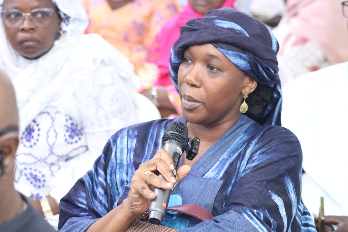 FAOWestAfrica's tweet photo. 🍲 In Dakar, #AJSPD, with support from FAO, organized a Community Forum on Food Safety around the theme: “Street food and public health: ensuring safe food for thriving communities.”
#FoodSafety #CodexAlimentarius https://t.co/JlLbGuIr8O